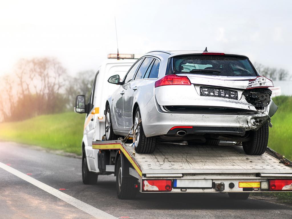 What are the Services You Can Expect from a Towing Service